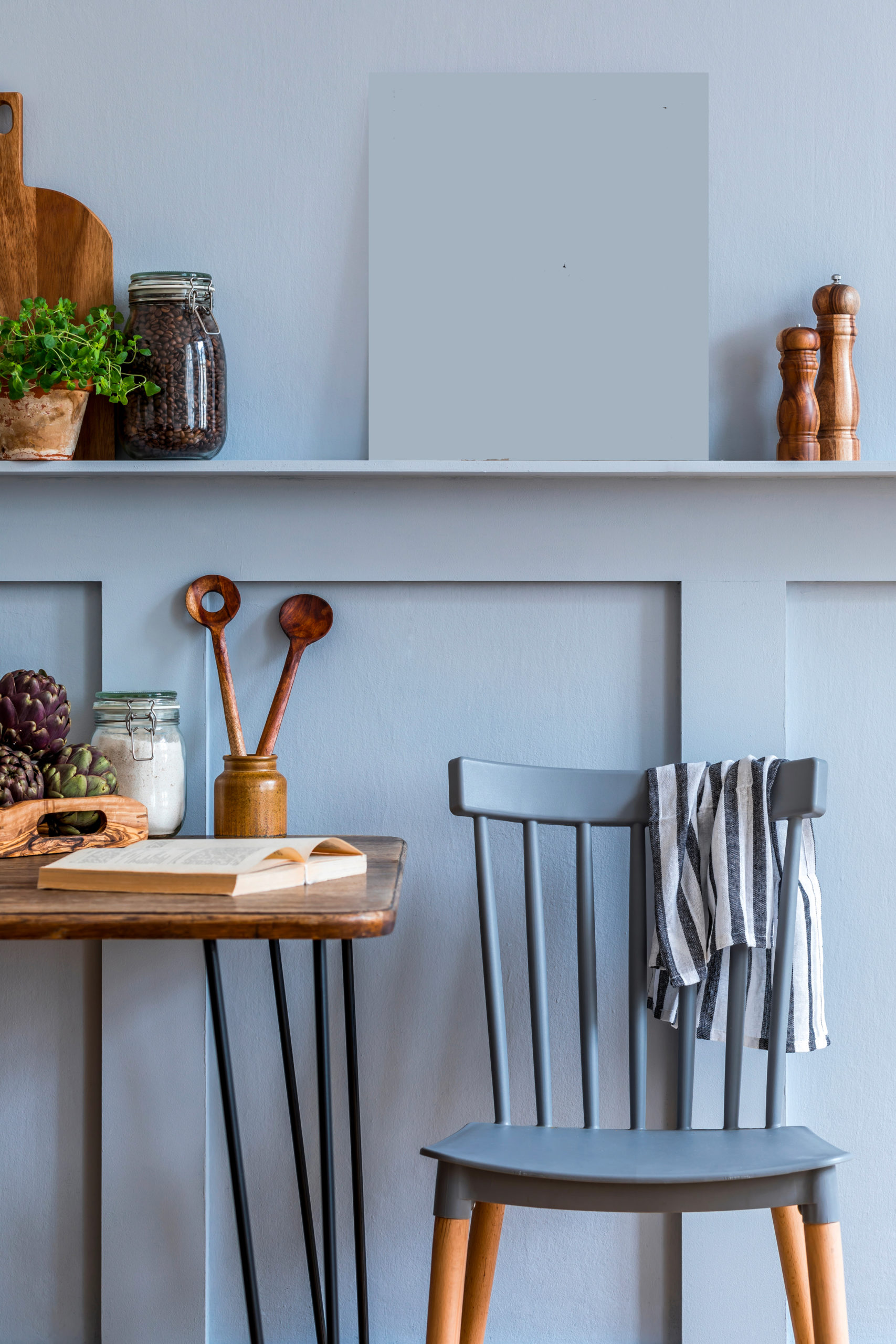 Composition de couleurs, de matières et de mobilier pour un projet de décoration